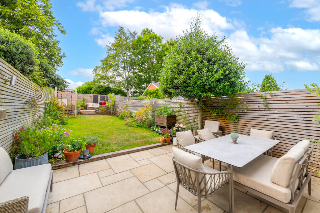 11_Oakhill_Road_e...