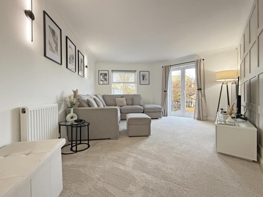 Ramsey Grdens 85 - Living Room.jpg