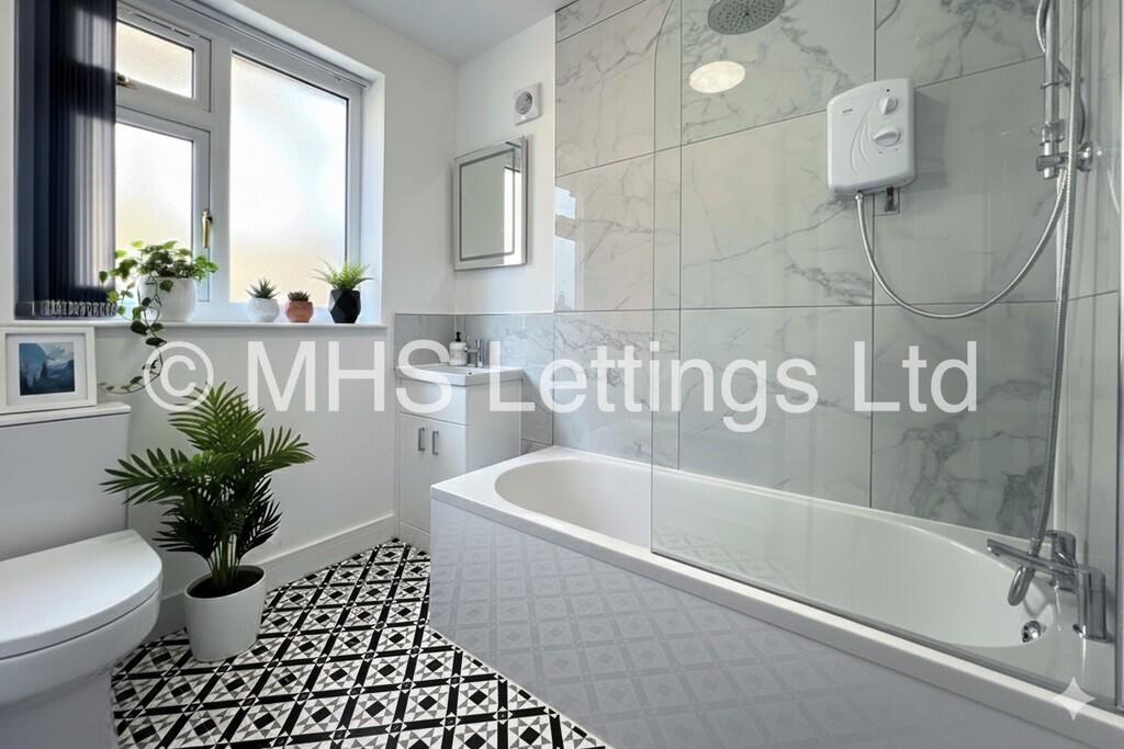 Gemini_Generated_...