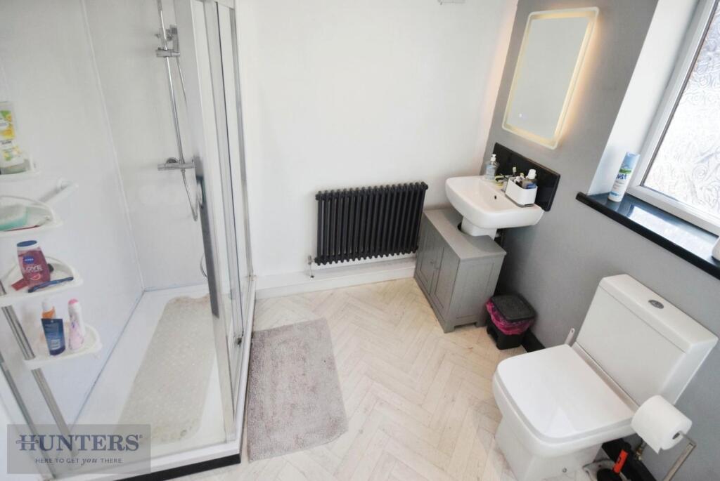 Shower Room W/c