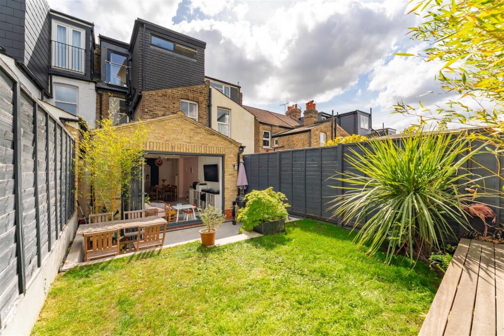 54 Rosebank Rear.jpg