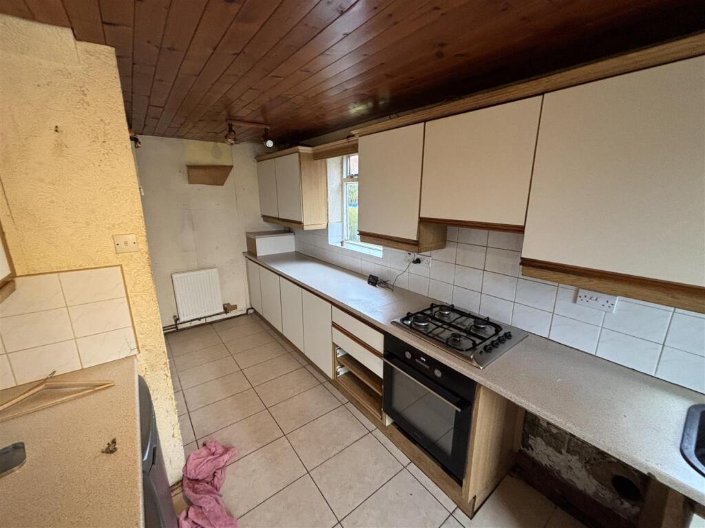 Kitchen1.jpeg