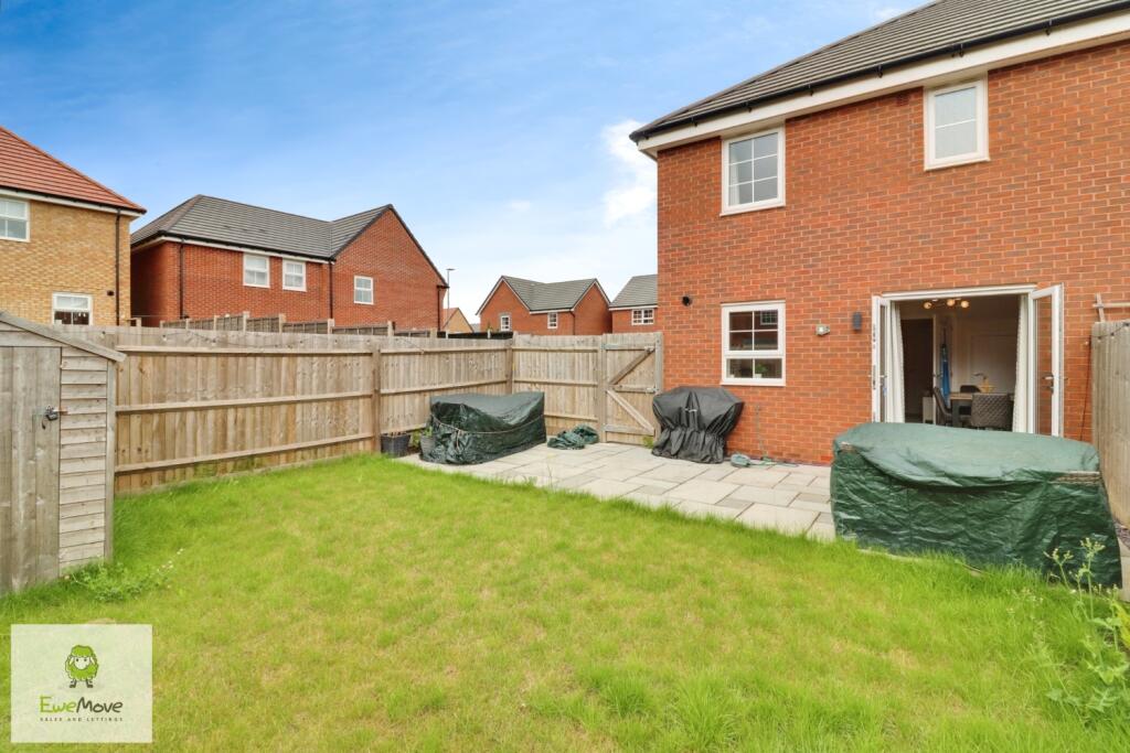 Back garden - EweMove Cannock