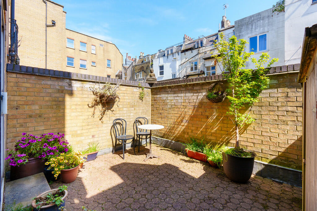35 North Gardens-...