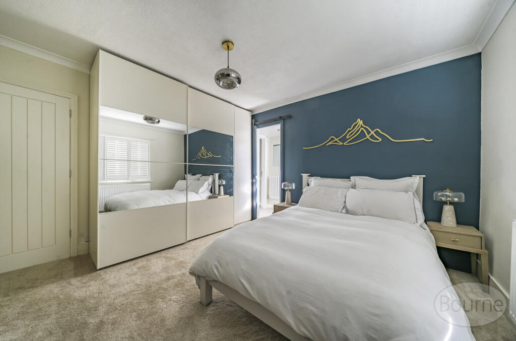 5de23993-0a81-428...