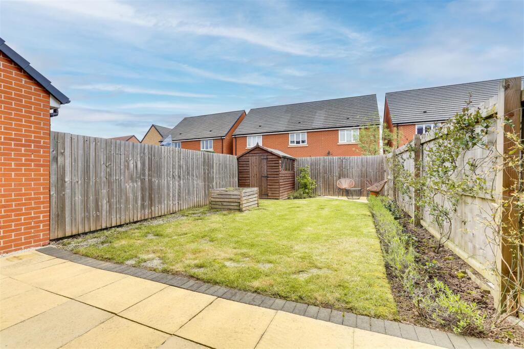 IMG_4924-IMG_4928 copy.jpg