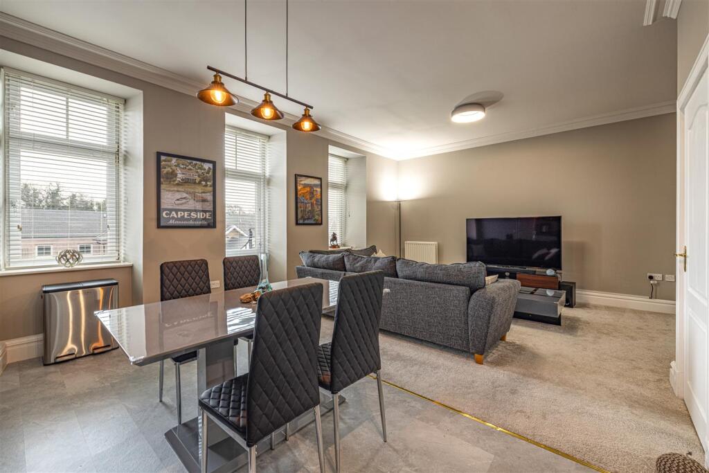 8 Glentress Apartments Melrose 16.JPG