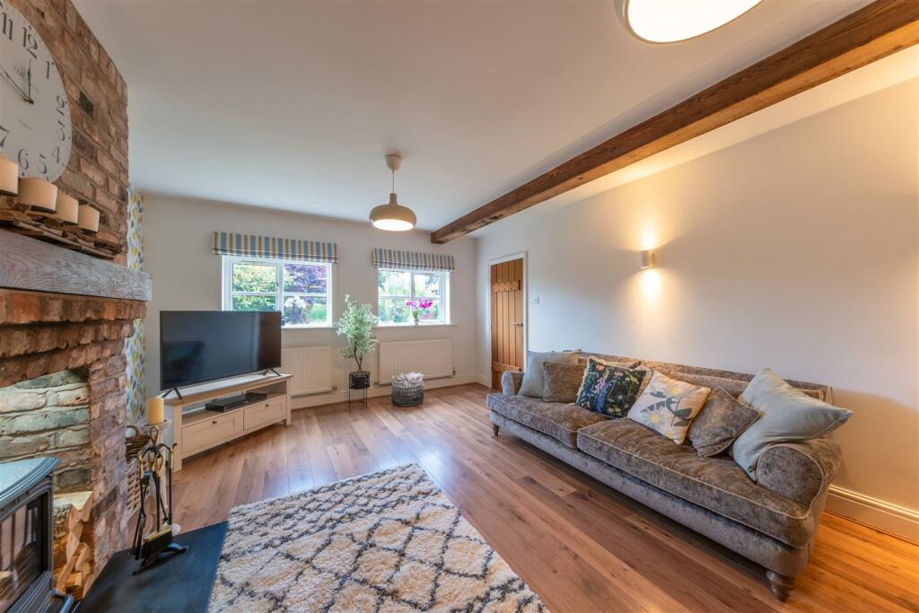 Oakley Barns-009.jpg