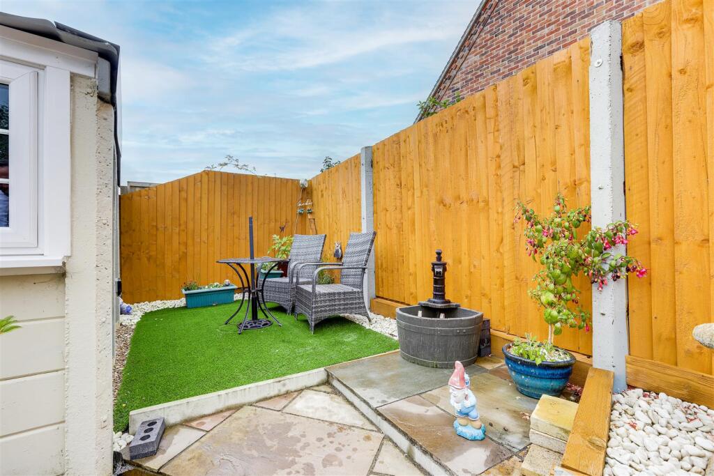 IMG_7877-IMG_7881 copy.jpg