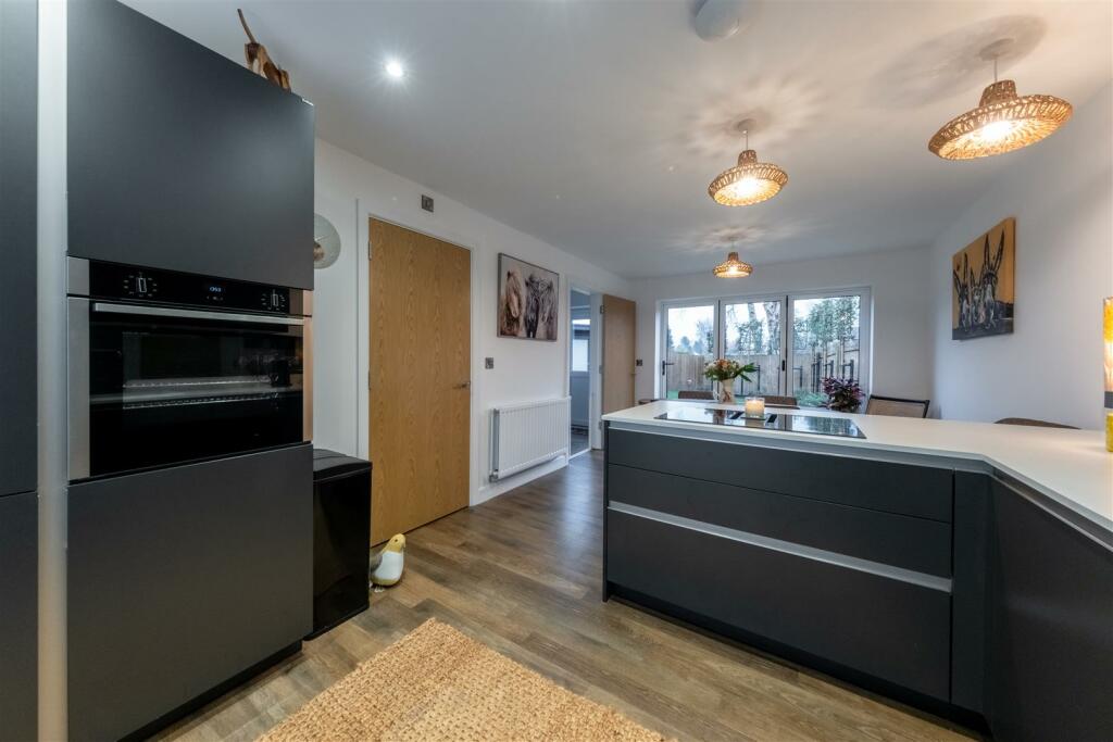 8 Mulberry Avenue-005.jpg