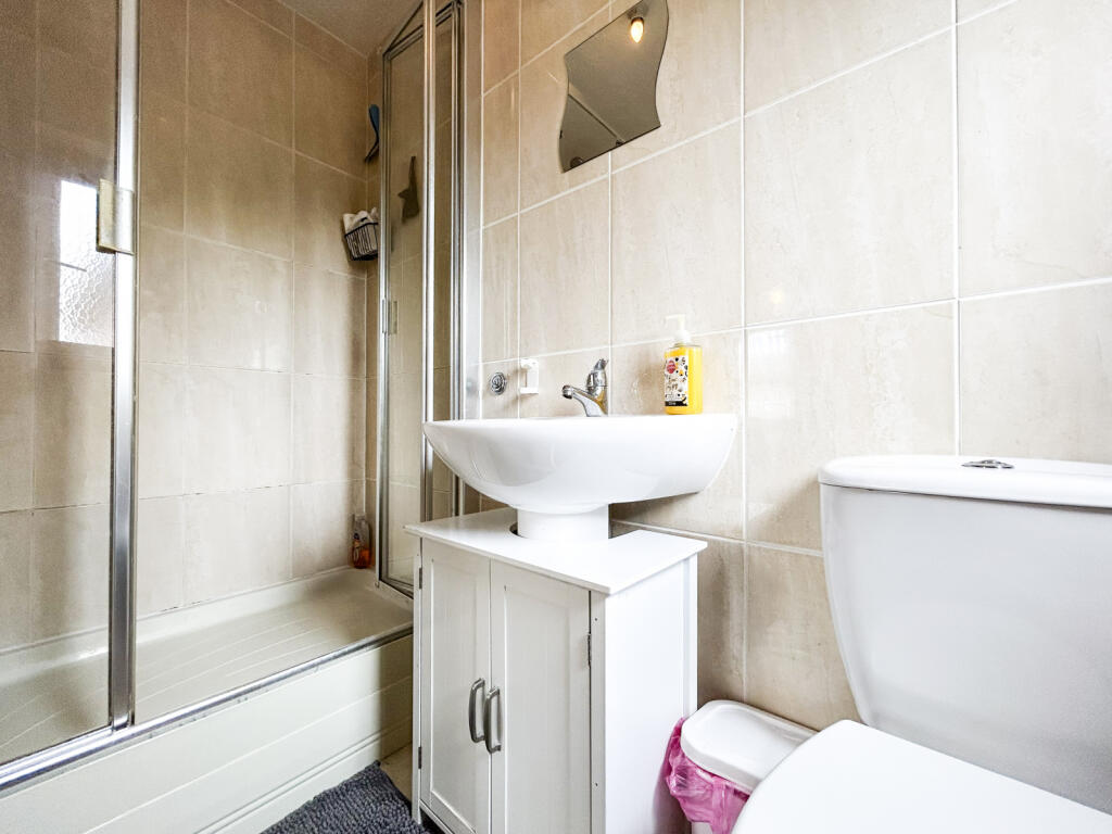 En-Suite Shower