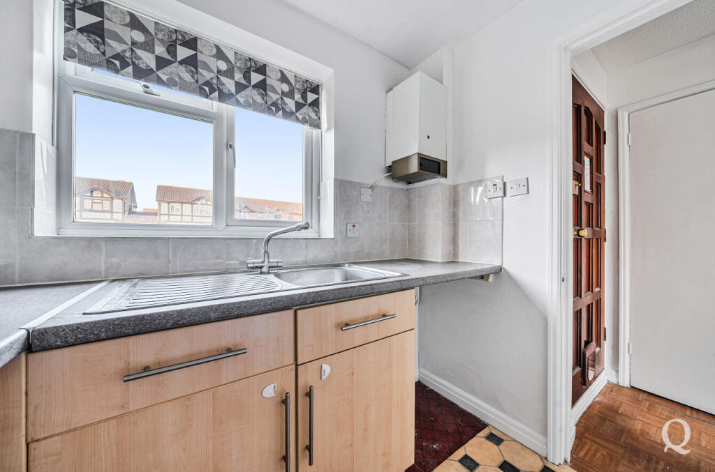 84b34453-34b8-470...