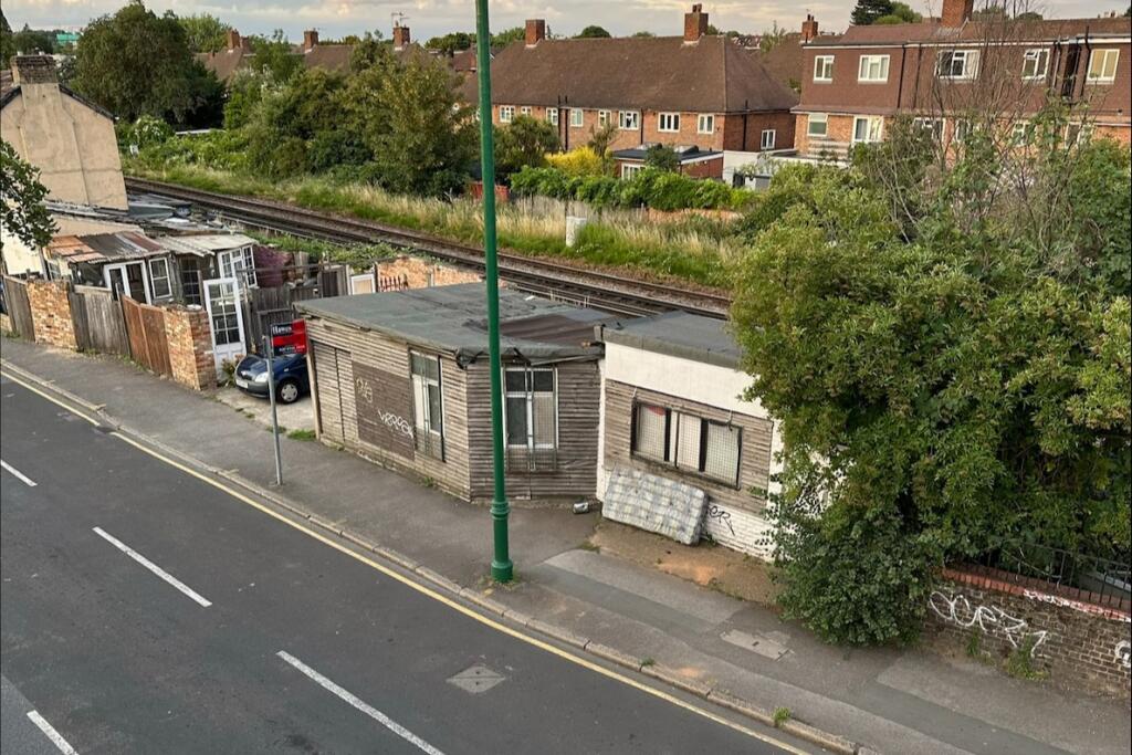 58 West Barnes Lane, New Malden, KT3 4PS