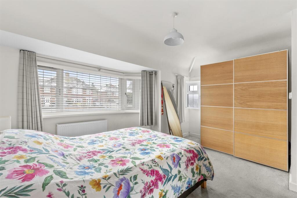 101 Cressex Rd, HP12 4PS-4.jpg