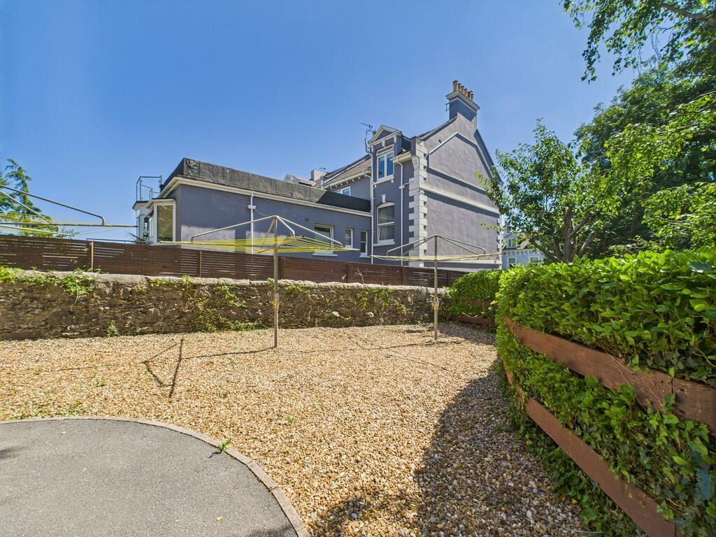 CAM02089G0-PR0521...