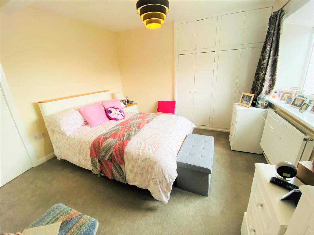 SouthTerrace1.jpg