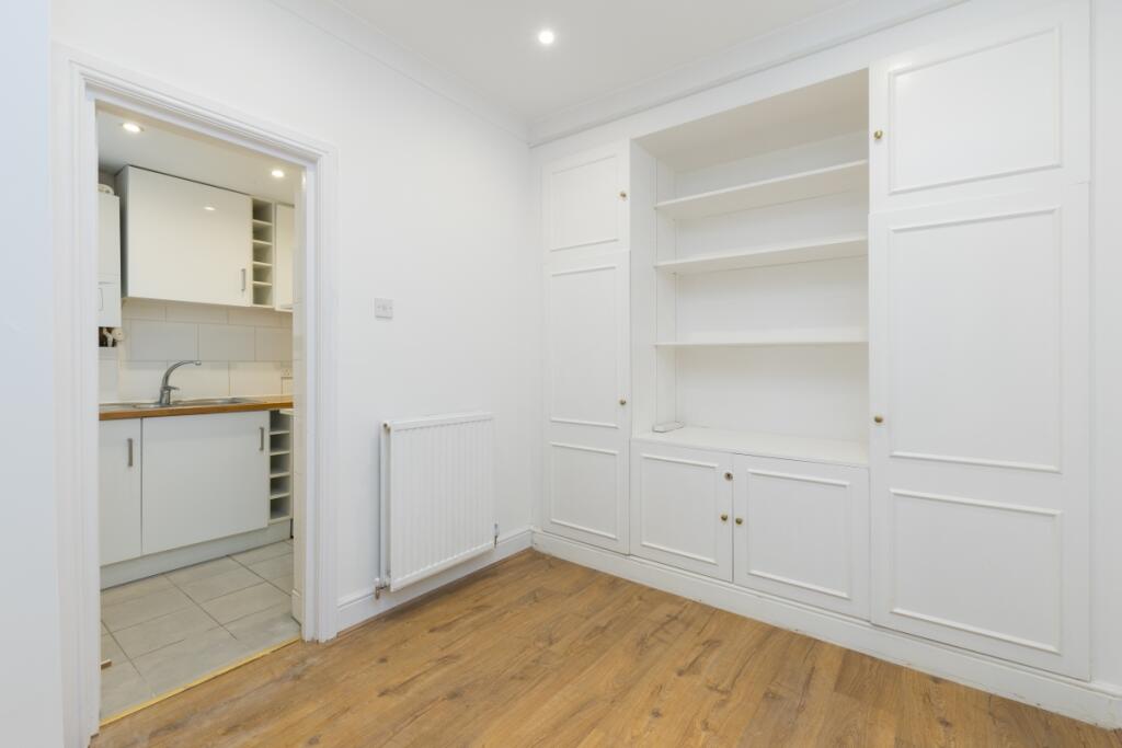 Queens Gate Garde...