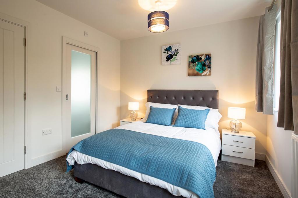 bedroom2.jpg
