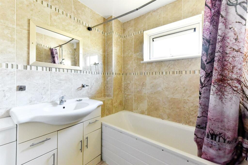 83 Alexandra Road-7_resized.jpg