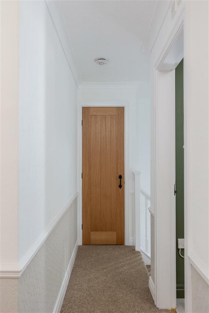 Orwell Cottage Landing-2.jpg