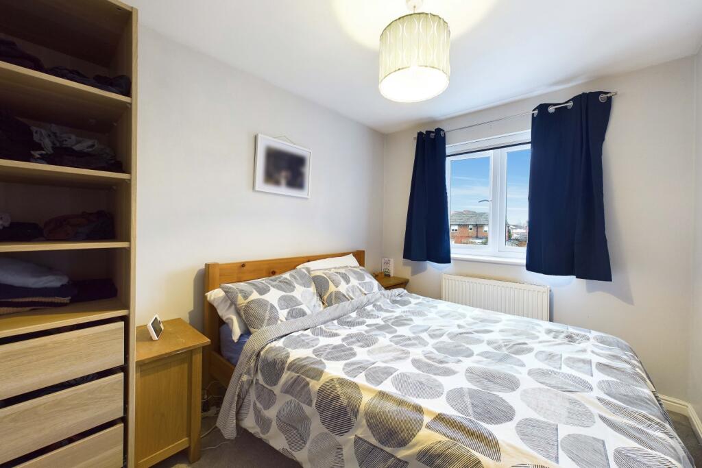 CAM03162G0-PR0209-STILL016