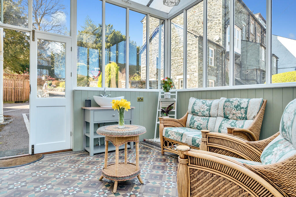 Conservatory Porc...