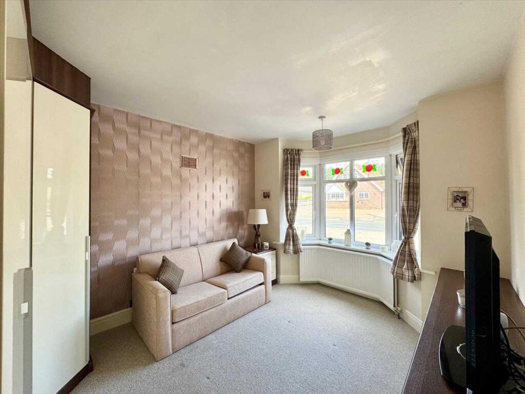 Dining Room/Ground
