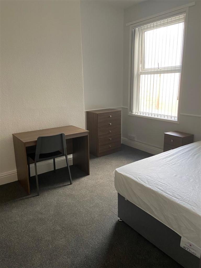 Bedroom 3.4.JPG