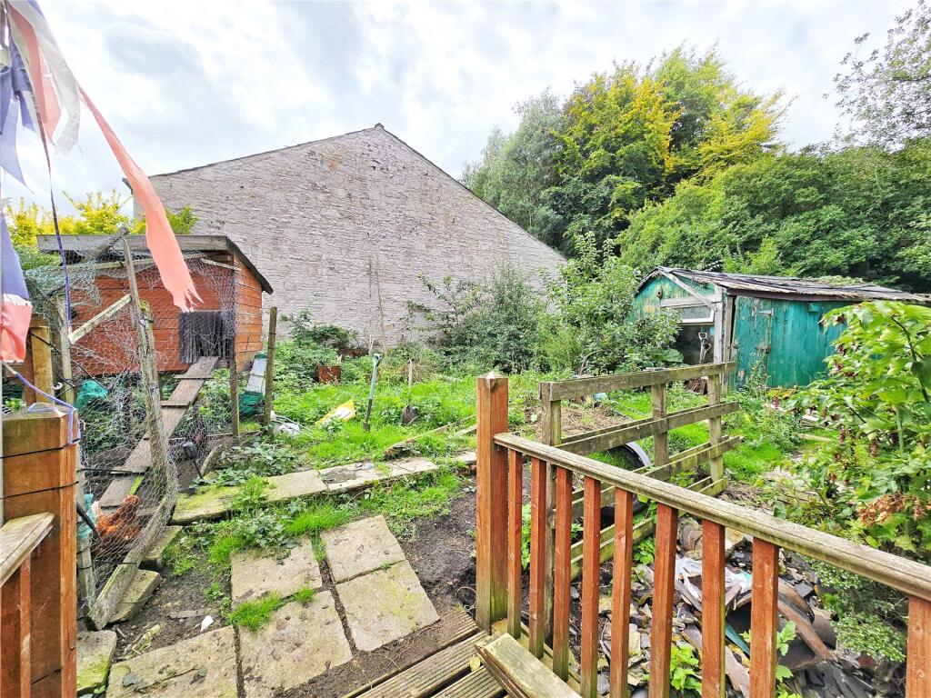 Gardens &amp; Garage