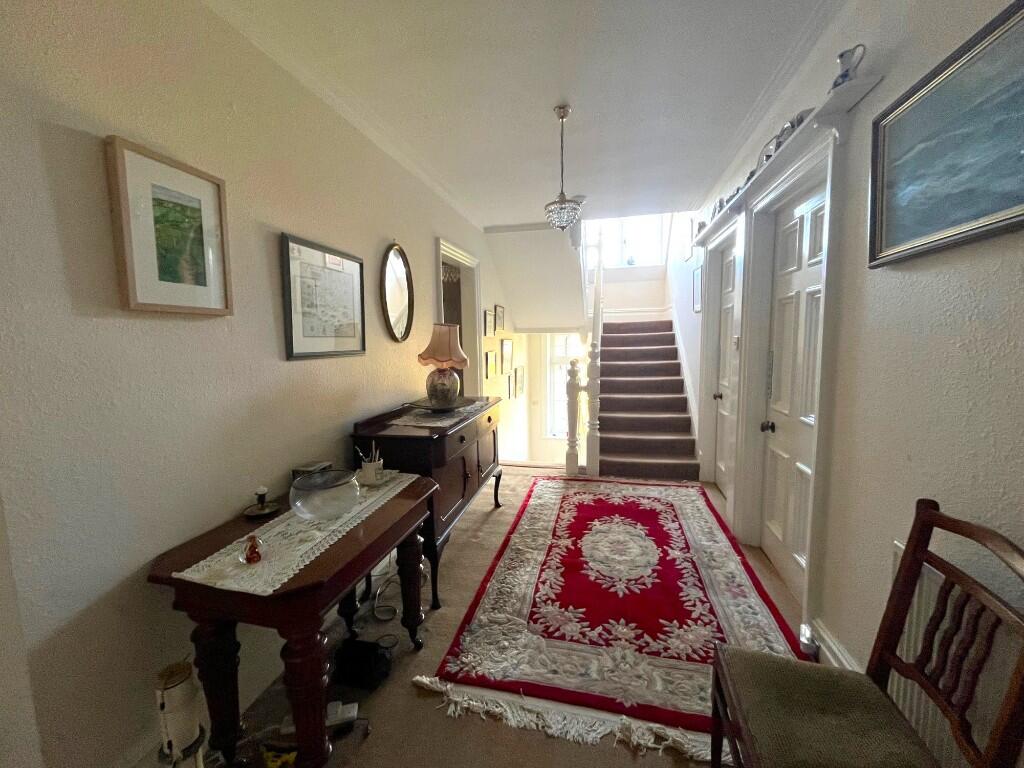 1st floor landing