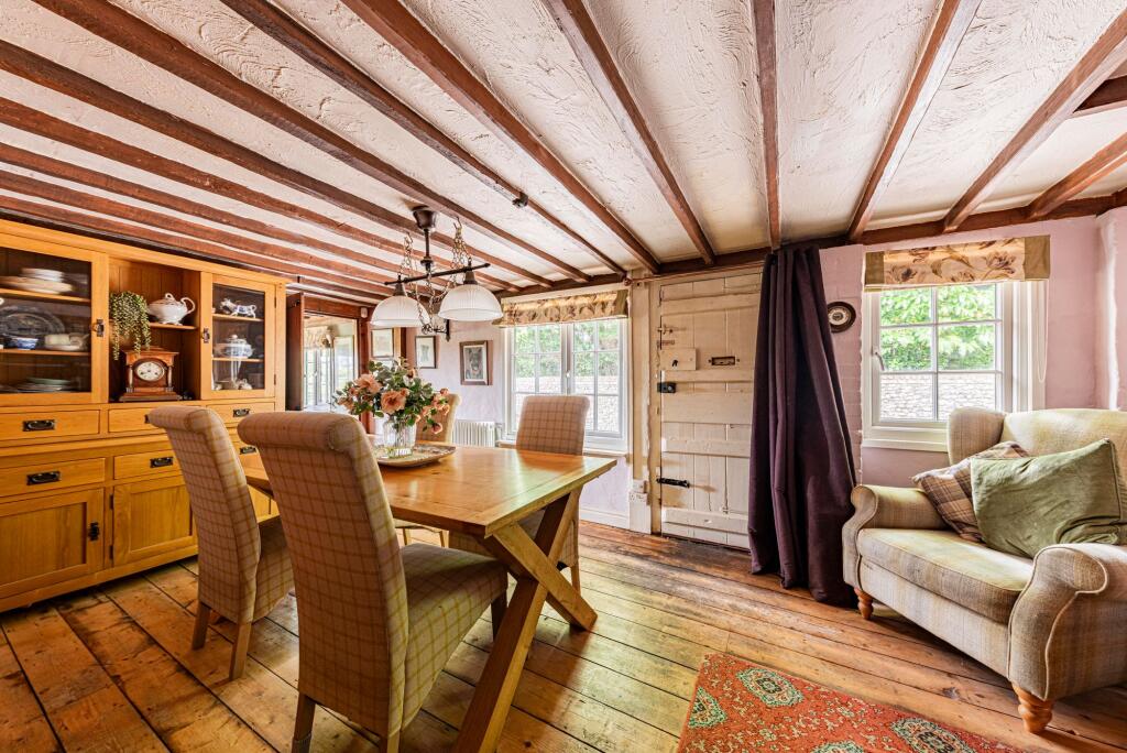 Dining Room (4)