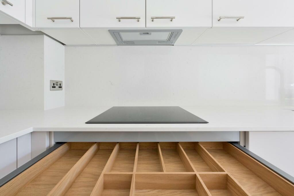 FAIRWAYS, HOUSE 1- Kitchen 4.jpg