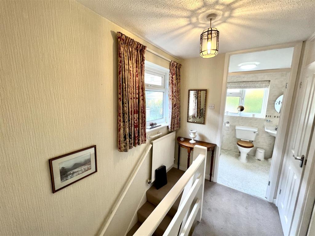 FIRST FLOOR STAIRS AND LANDING