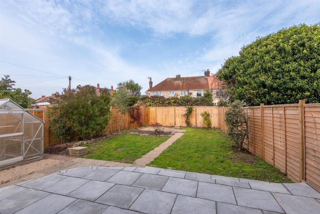 For Sale by Aspire Residential | King Edward Avenu