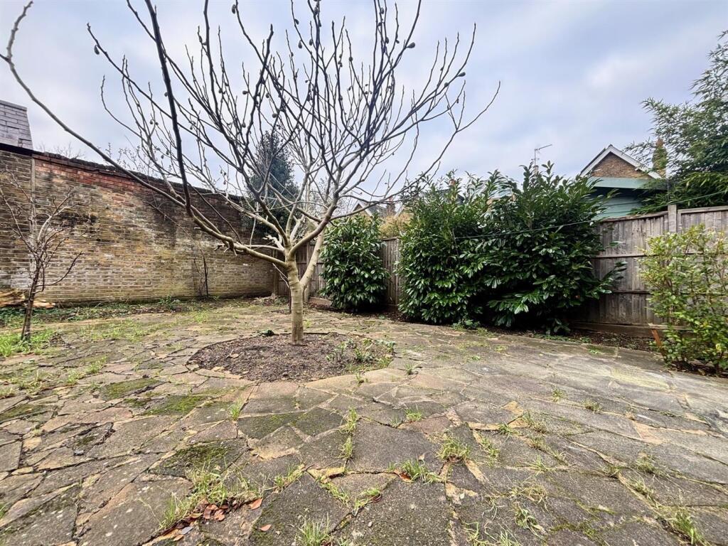 Garden 1.jpg
