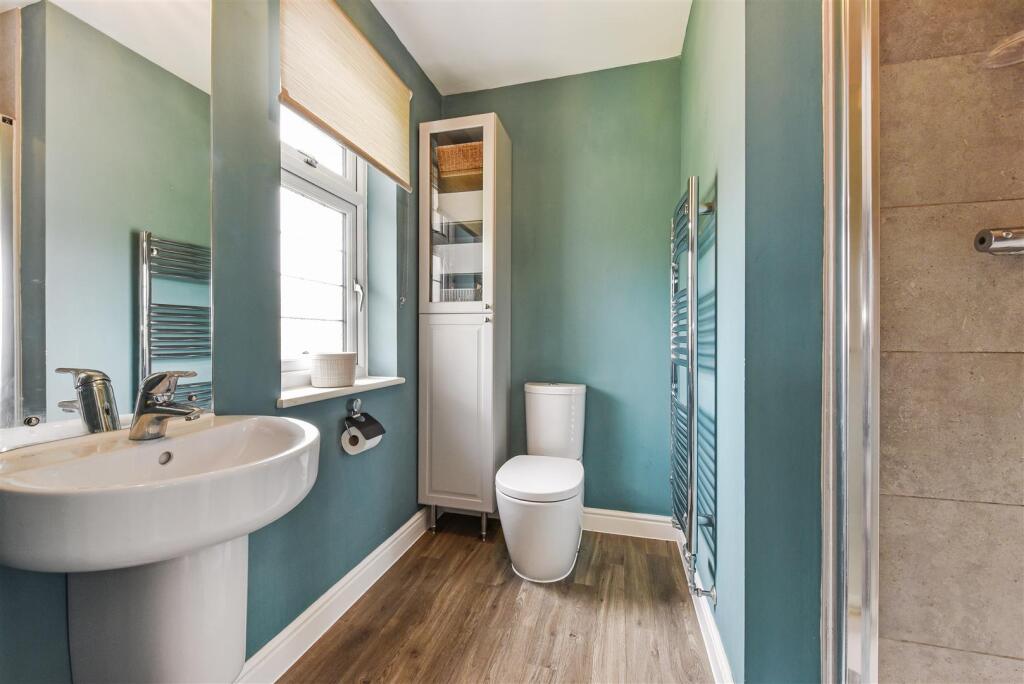 En Suite Shower Room