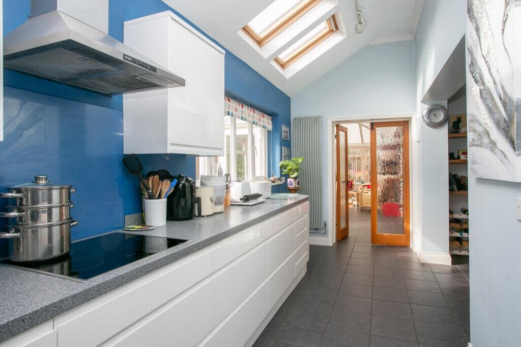 Kitchen/breakfast rm