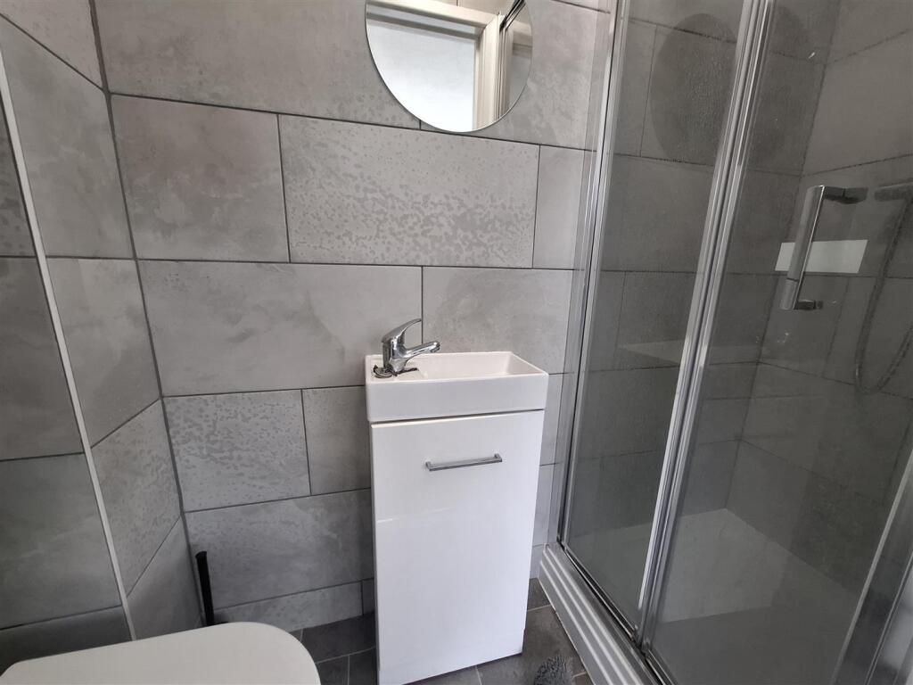 Ensuite.jpg