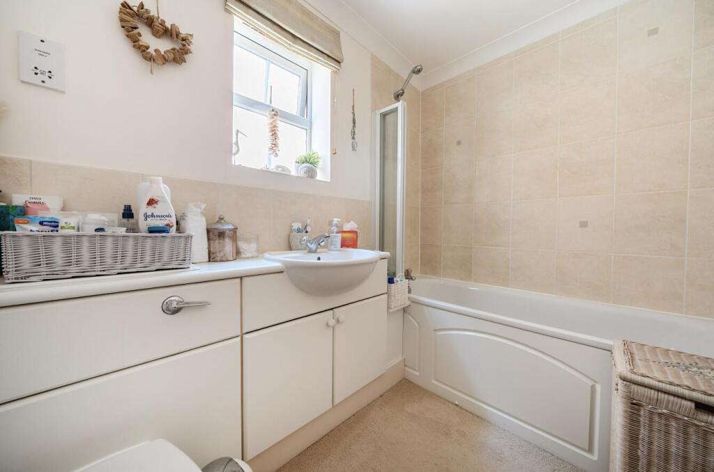 16 Fusilier Way