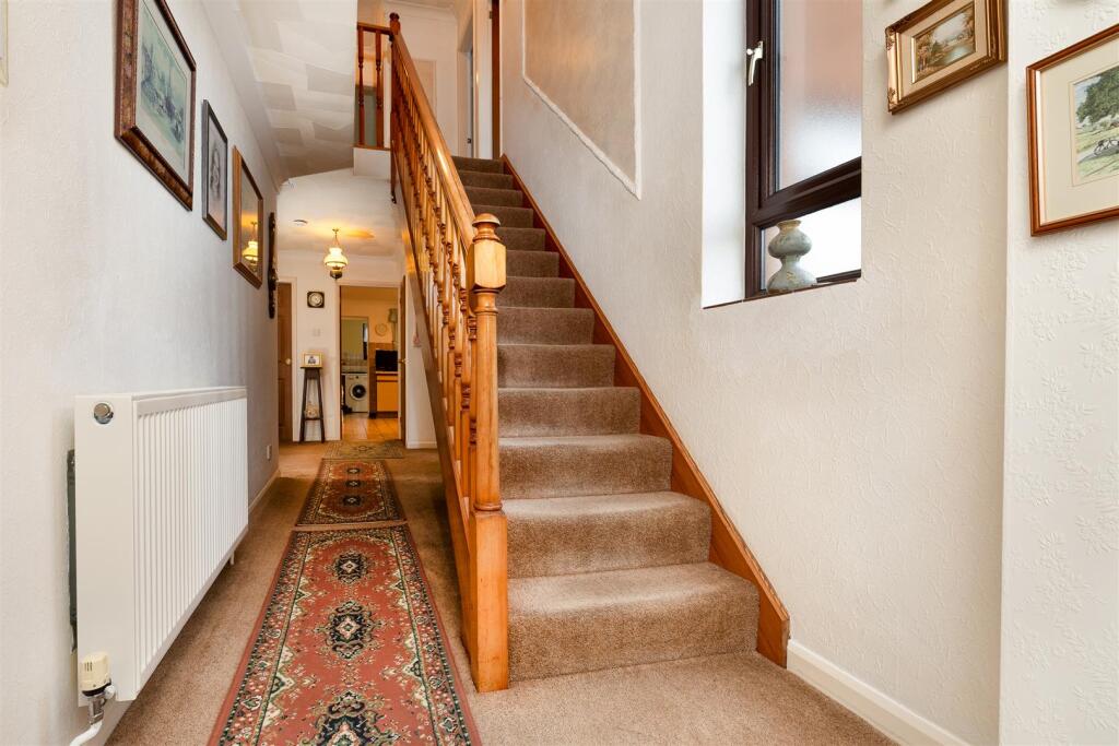 47 Rose Tree Lane, Newhall