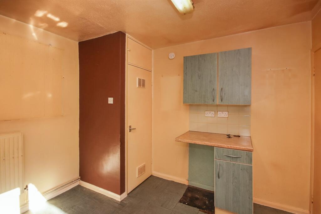 14 Manor Close, Yaxley, Peterborough, Cambridgeshire, PE7 3NS