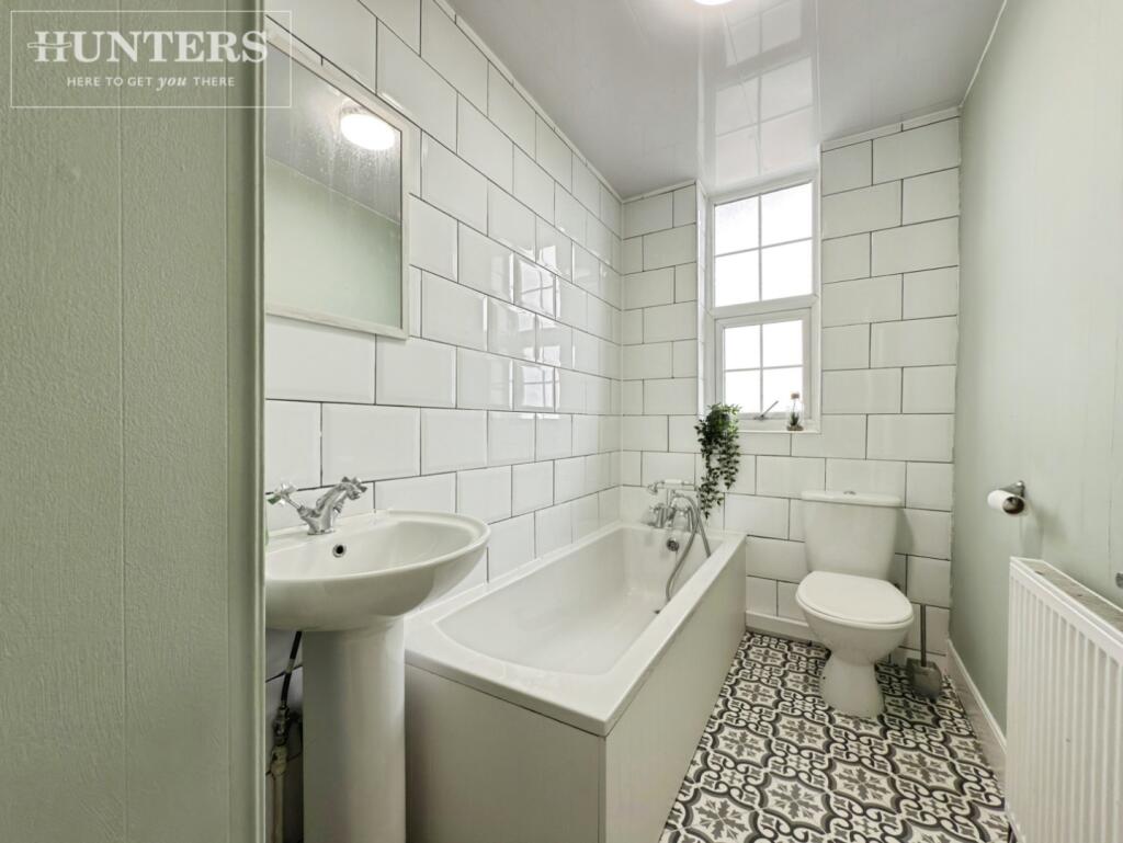 pbox-bathroom-333407.jpeg