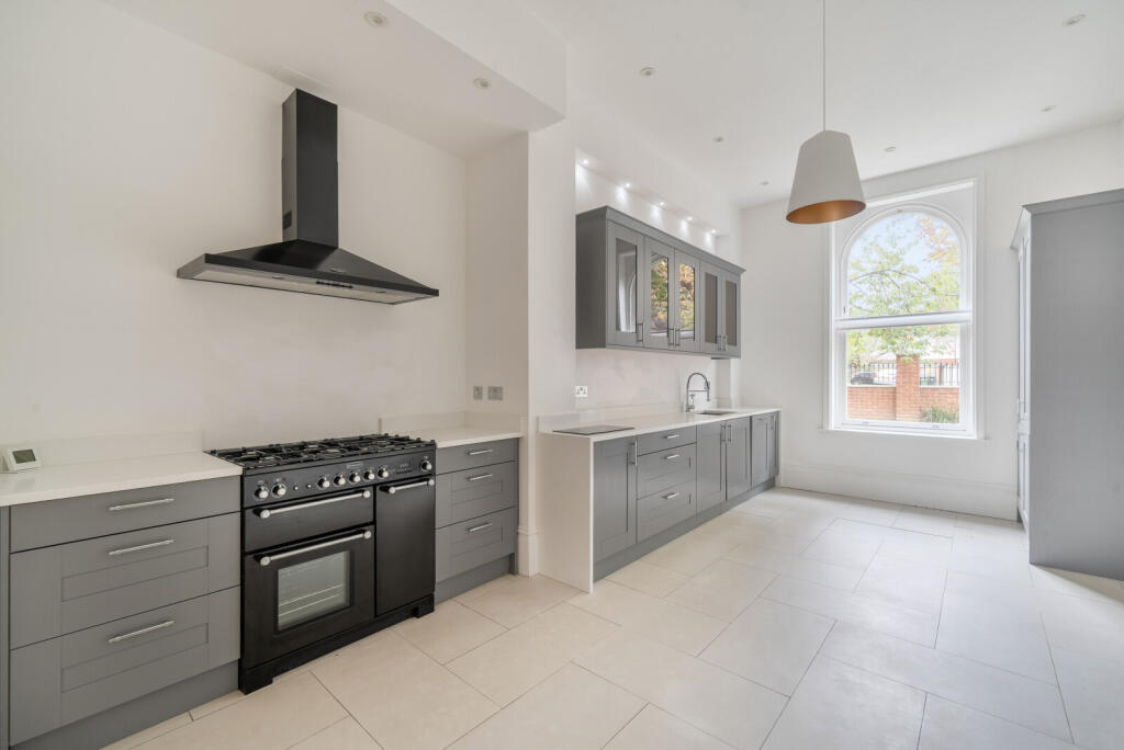 1370346-15-68f22e...