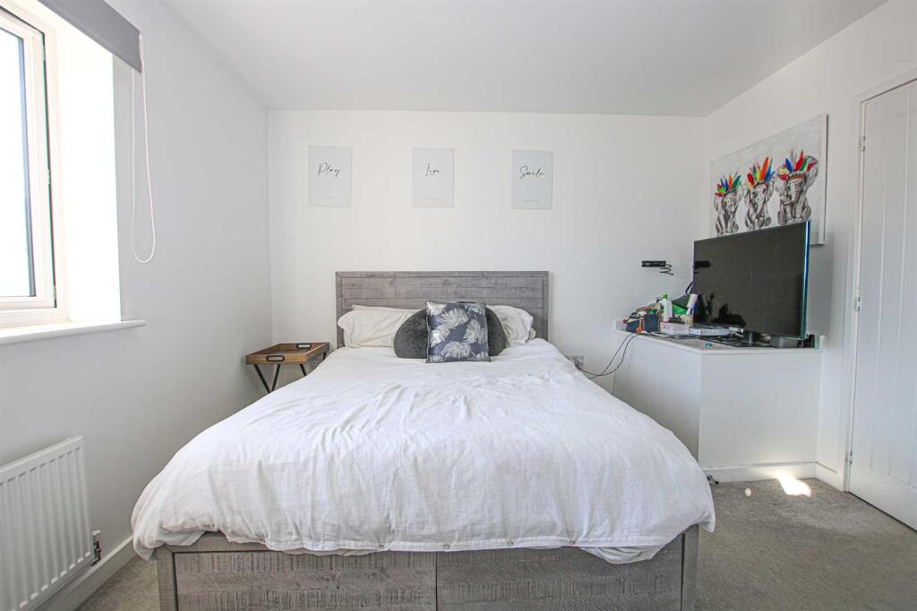 IMG_8582bed.jpg