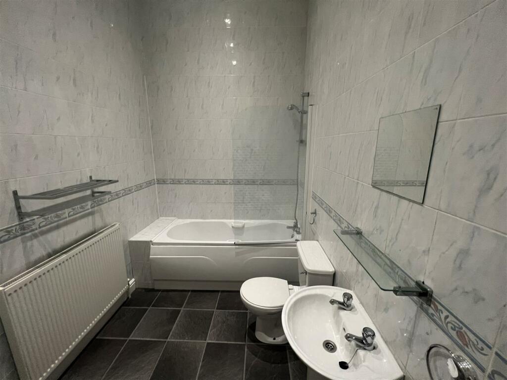 F1 76 Beverley Road 4.jpg