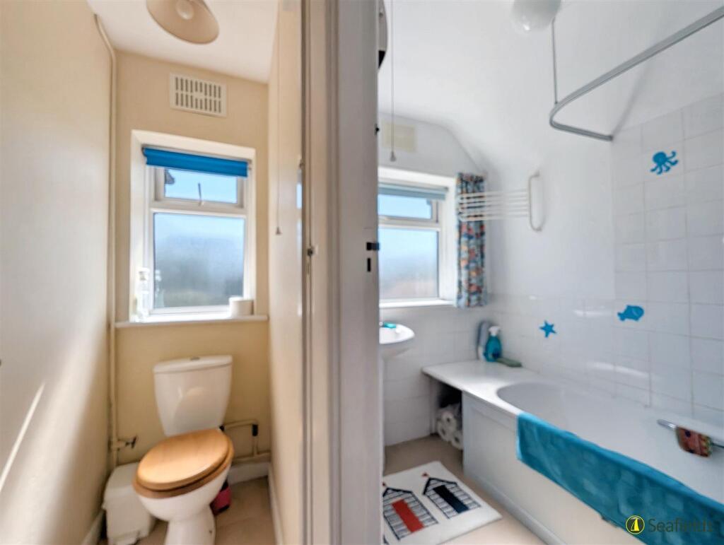 Bathroom &amp; wc