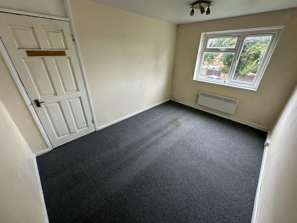 BEDROOM 2 (B)