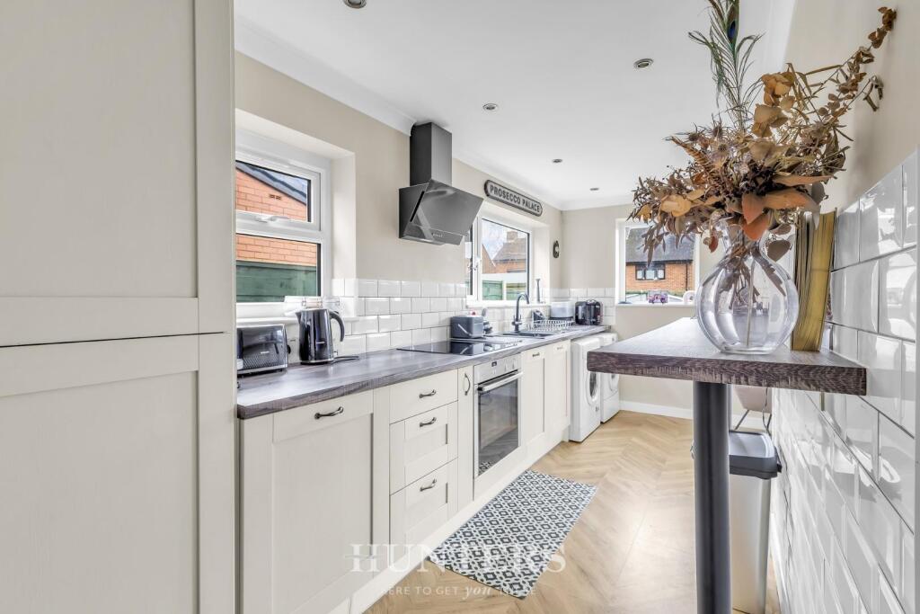 Monmouth Street (3).jpg