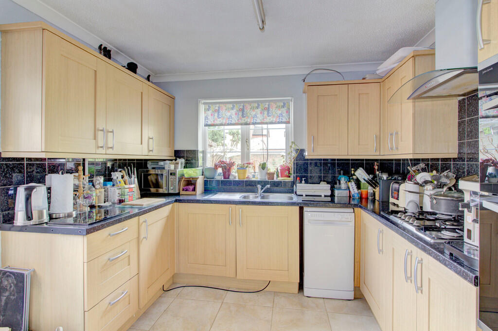 2 bellott dr18