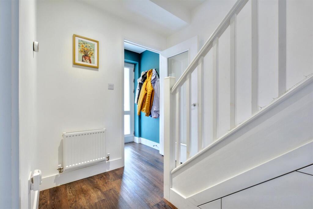 Entrance Hall (2).jpeg